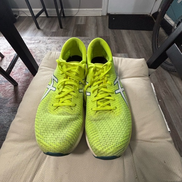 ASICS Magic Speed 2 - Picture 2 of 4